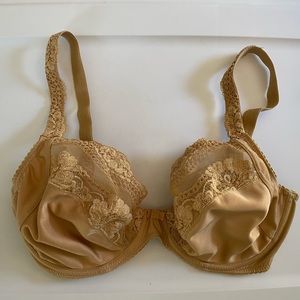 32F Primadonna lace plunge bra